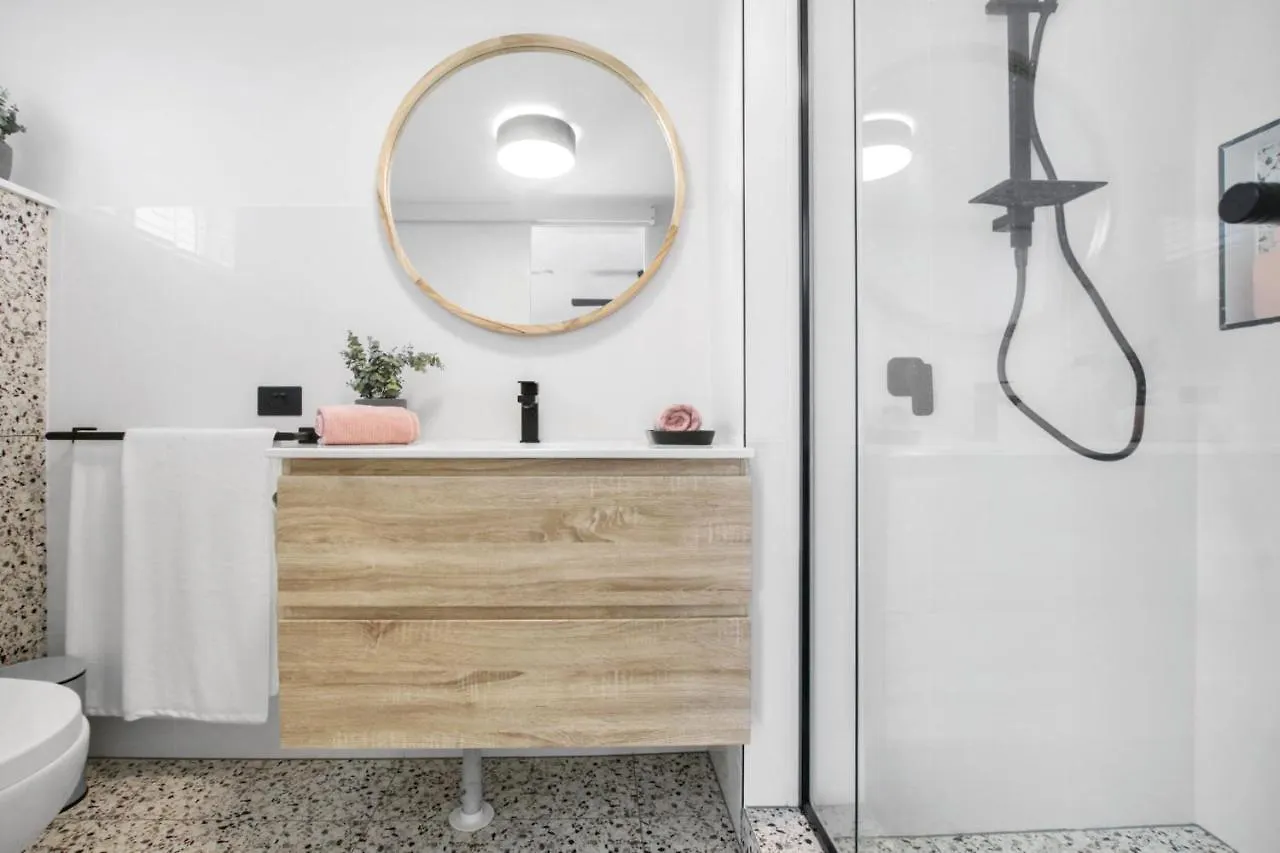 Apartment Canberra Heights Unit 2 35 Canberra Tce Kings Beach Caloundra Australia